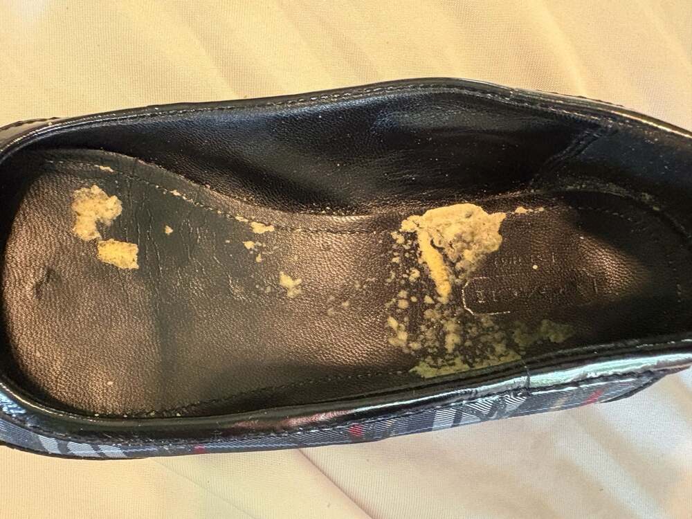 Flawed Coach Signature C Plaid Ballet Flats with Black Patent Trim, 7 - Picture 7 of 9